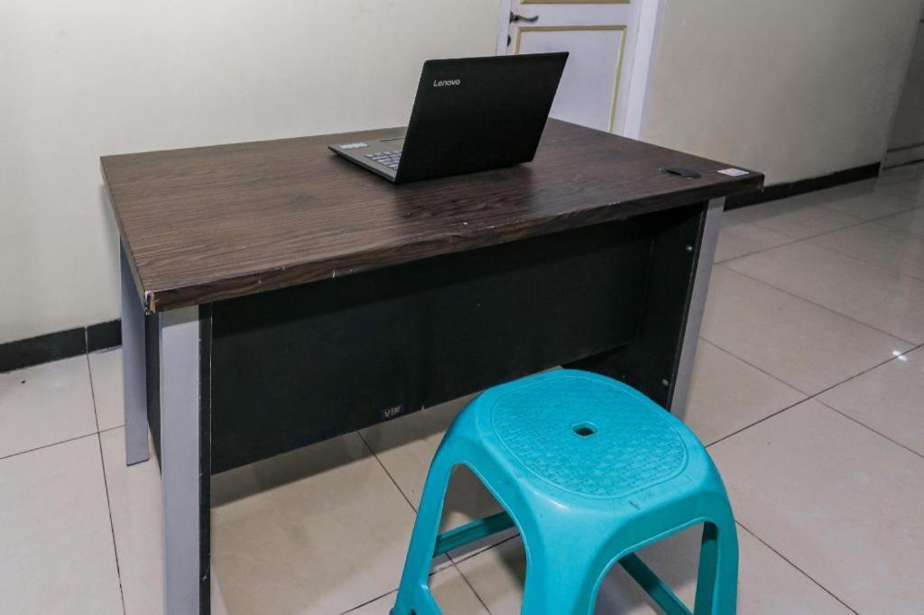 Hotel Spot On 94166 Kost Bunda Syariah à Bekasi Extérieur photo